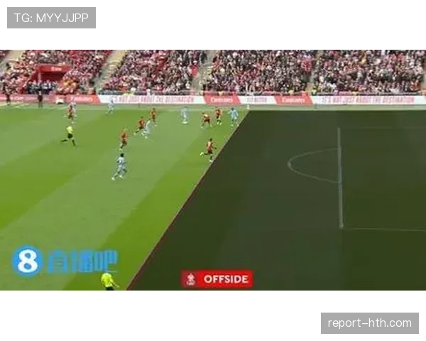 越位争议中VAR为何多次判“无越位”赢得裁判认可？