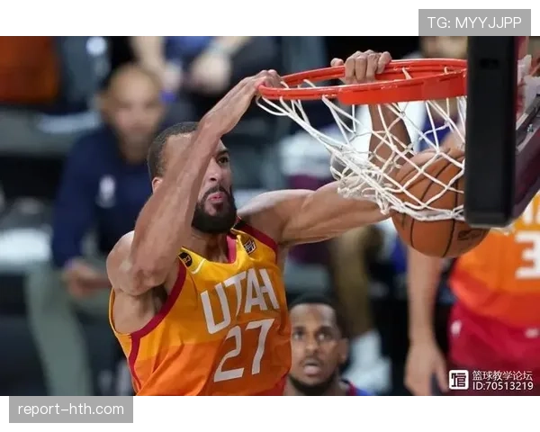 巴恩斯利用突破拉开空间，提升球队关键时刻得分效率