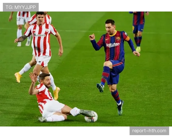 巴萨进攻看似流畅，实则层次尽失、配合停滞！